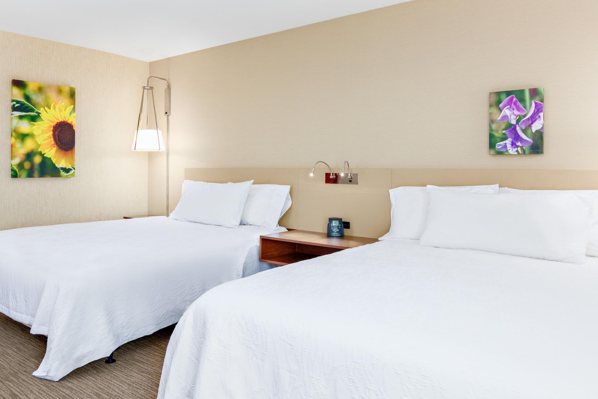 Hilton Garden Inn Folsom Bagian luar foto