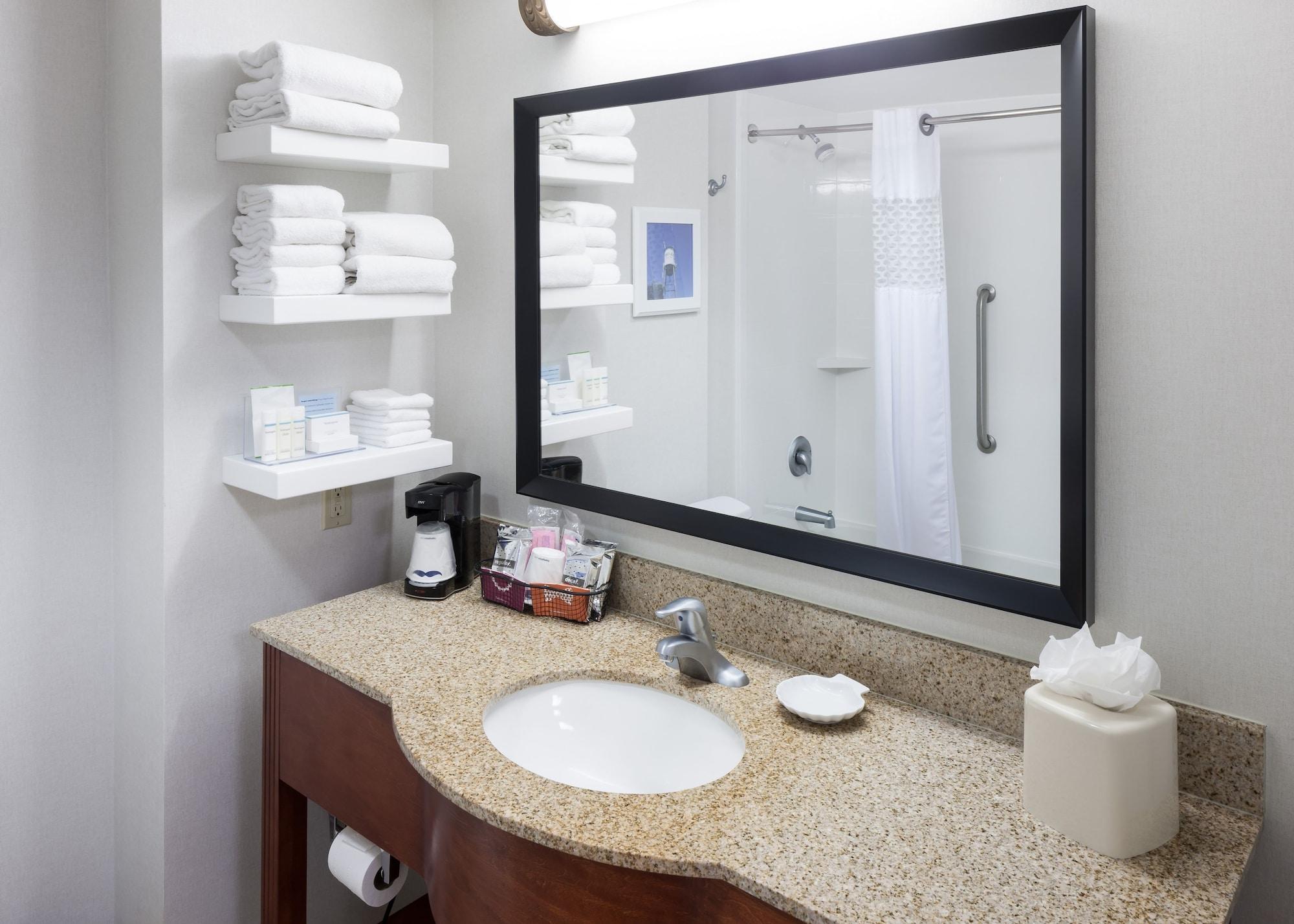 Hilton Garden Inn Folsom Bagian luar foto
